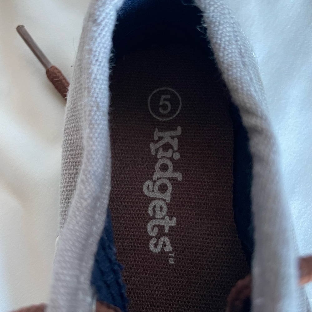 Gray and Brown Kids Sneakers - Picture 4 of 4